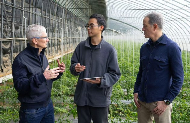 资讯:🔫苹果库克和威廉姆斯首次同时到访中国，参观苹果式创新的最新实践“科技小院”项目